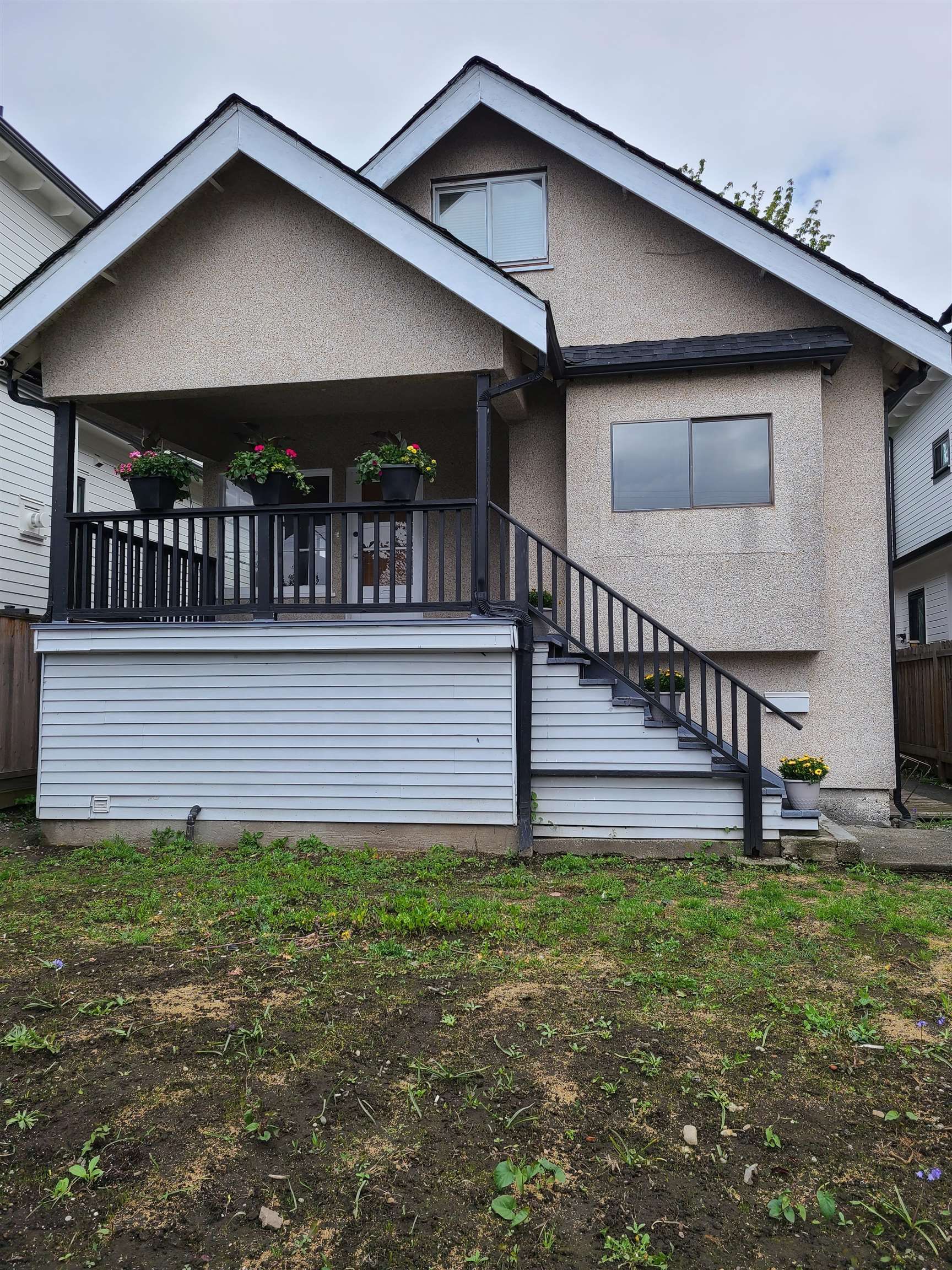 I have sold a property at 1649 11TH AVE E in Vancouver
